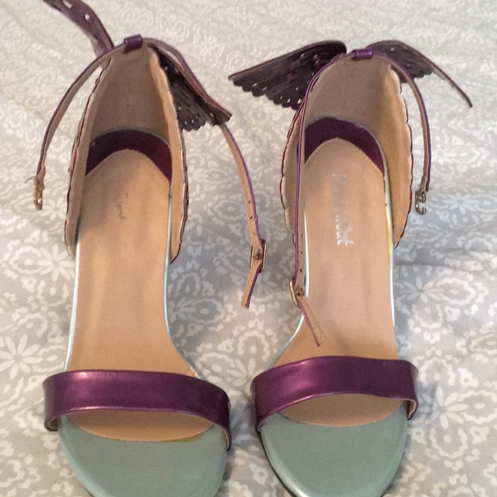 Butterfly heels